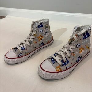 Converse Chuck Taylor All Star Hi Top Wolf Pack - Size Junior 4 (Women 5.5/6)
